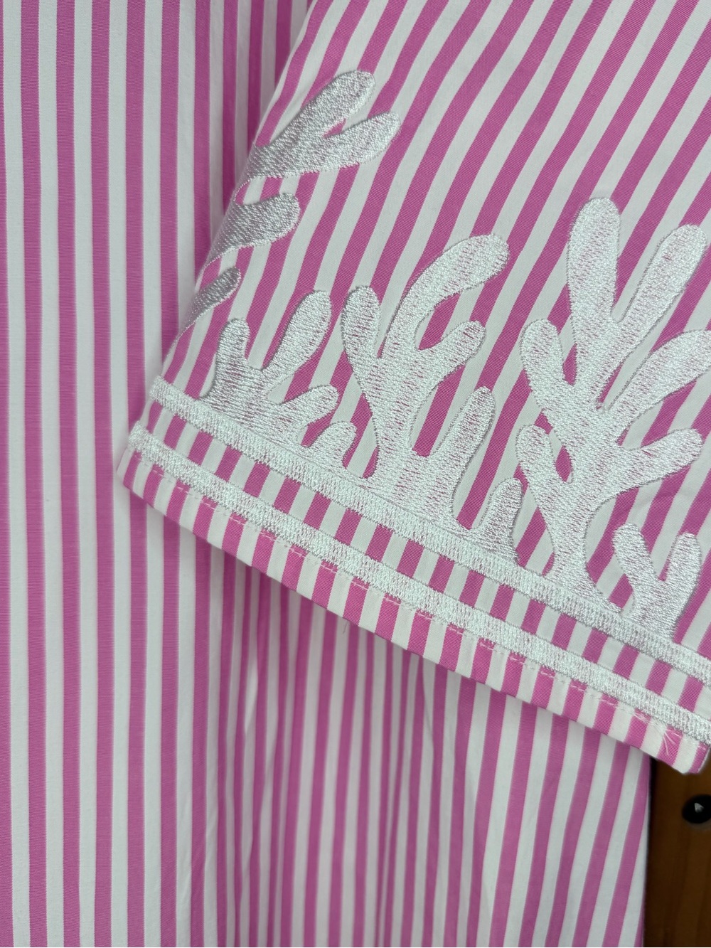 NWT Gretchen Scott The Reef Embroidered Pinstripe Dress Medium Pink White Pocket - Picture 10 of 10